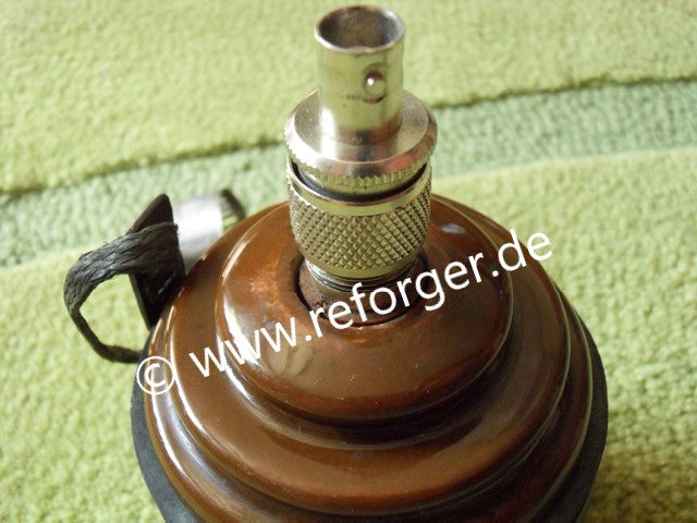 UG-273/U Coaxial Adapter montiert an Antenna Base