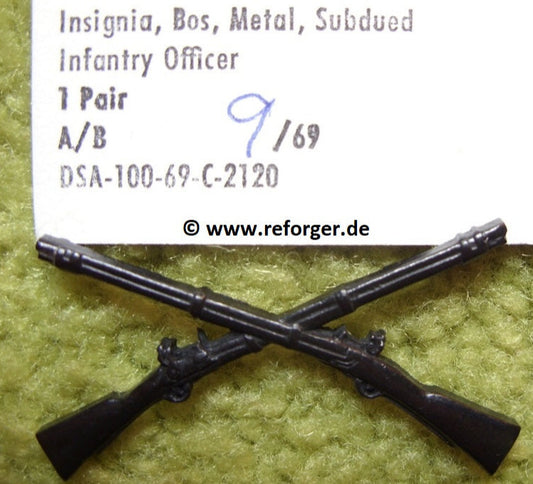 US Army Infantry Kragenspiegel Branch Metall Pin für Infanterie – Symbolisiert durch die gekreuzten Musketen der Infanterie-Truppe