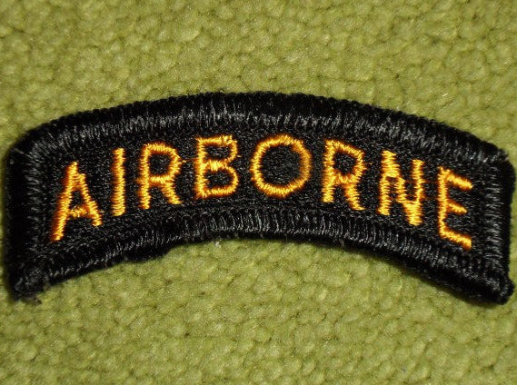 Airborne Schriftzug Tab