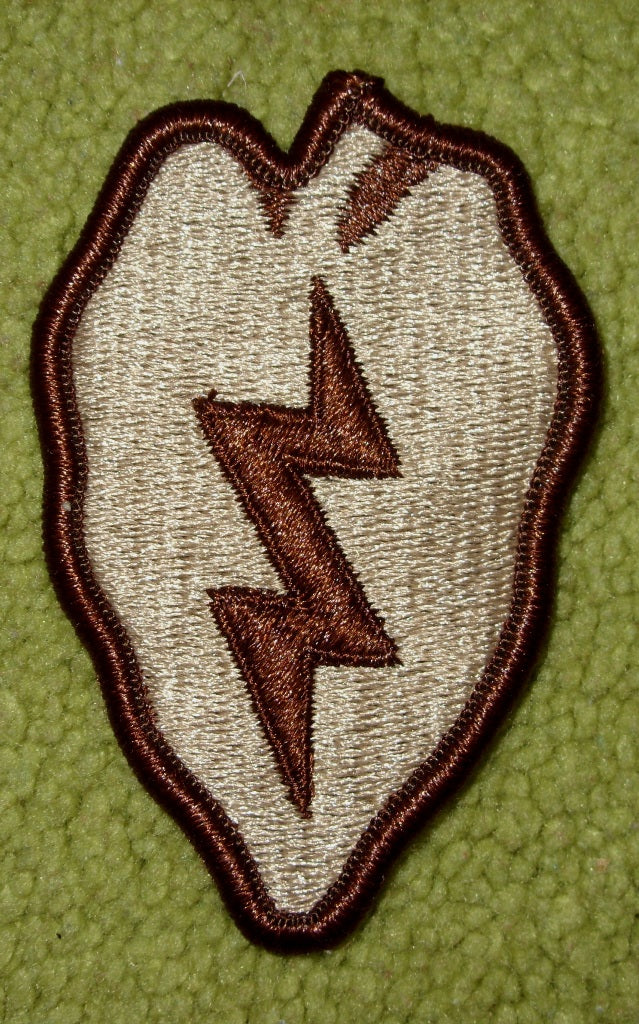 Desert 25th Infantry Division US Vietnam War Patch – Original Abzeichen für US-Armee Uniformen in Wüstentarnung